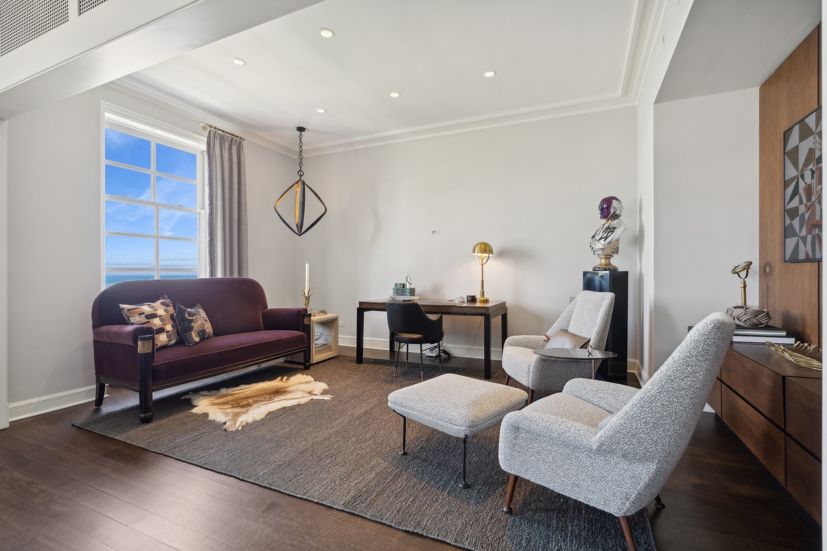 229 E LAKE SHORE Drive Unit: 8E
