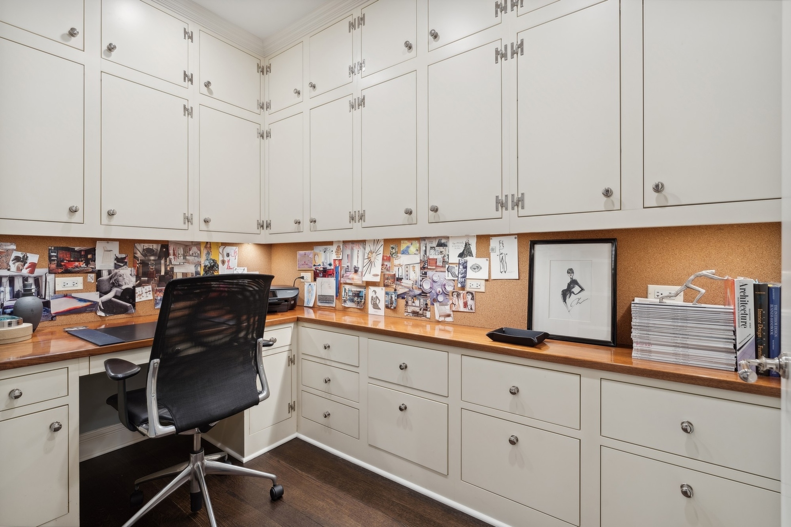 229 E LAKE SHORE Drive Unit: 8E