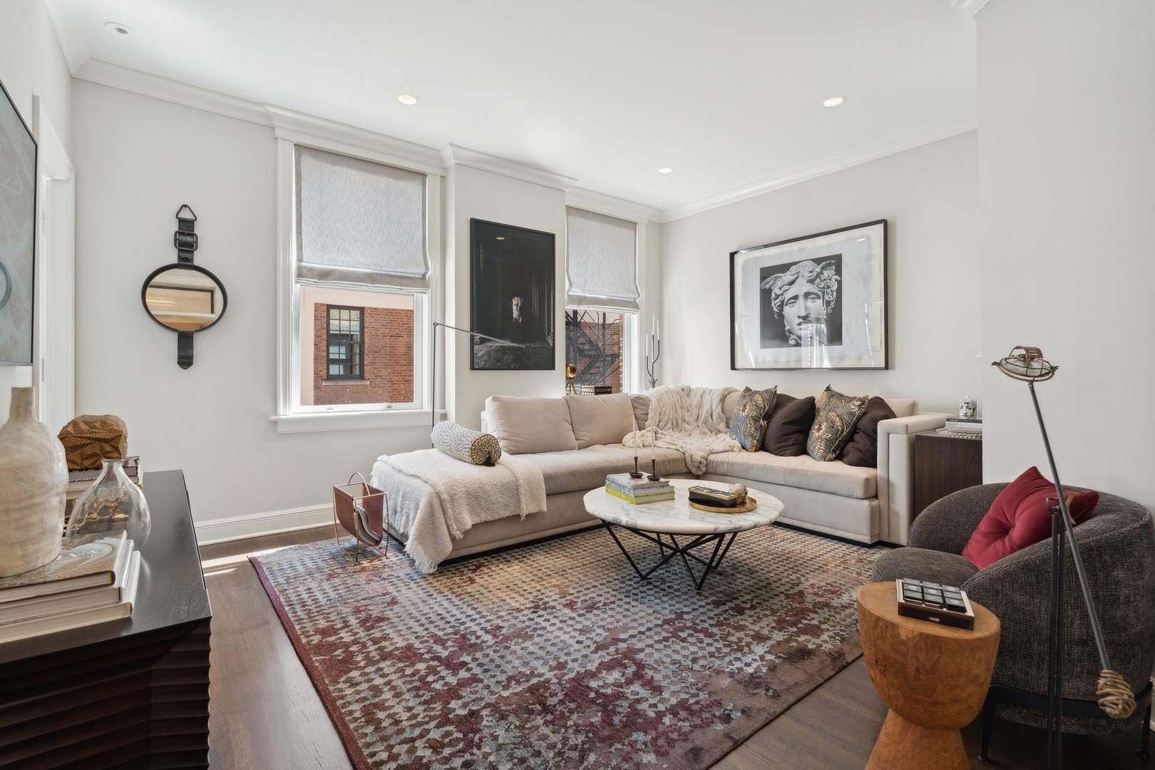 229 E LAKE SHORE Drive Unit: 8E