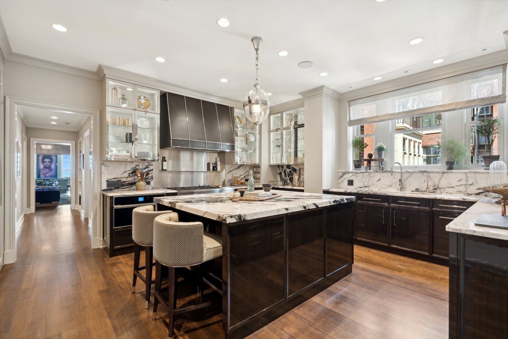229 E LAKE SHORE Drive Unit: 8E
