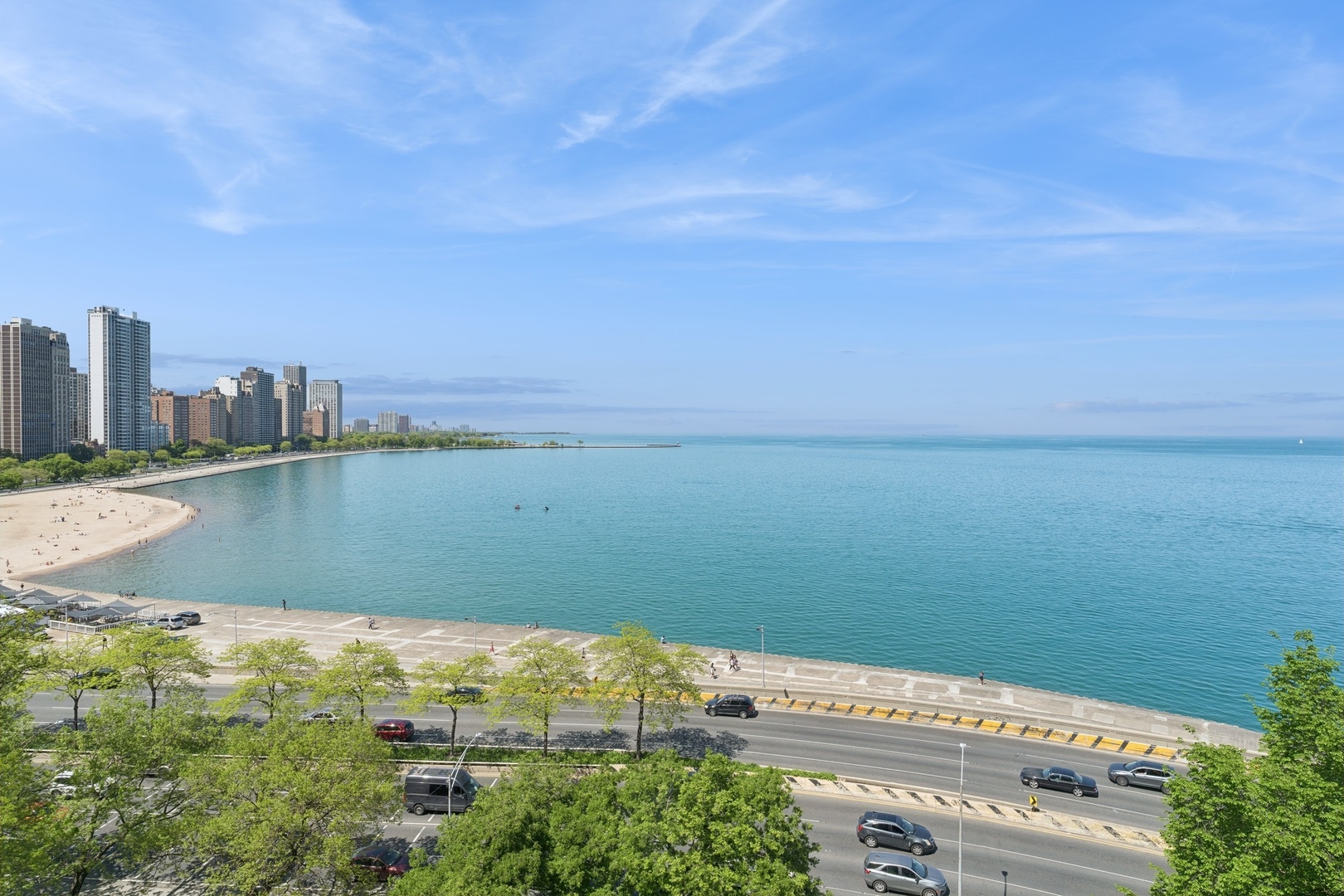 229 E LAKE SHORE Drive Unit: 8E