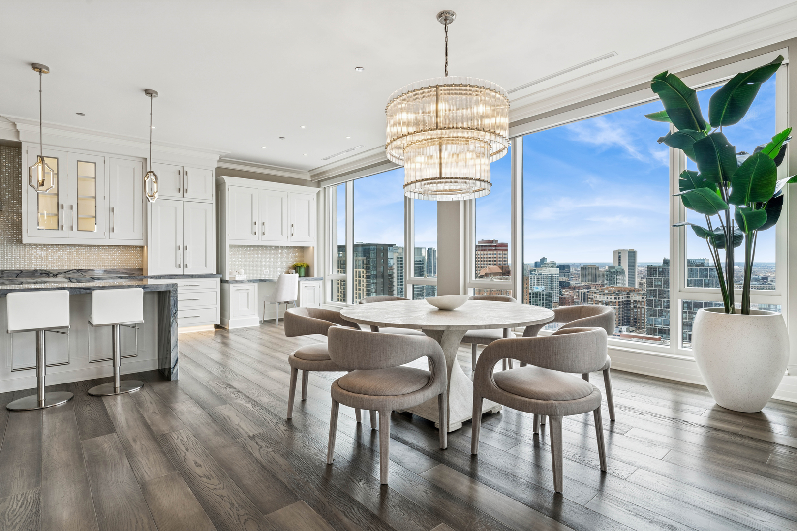 9 W Walton Street Unit: 2802