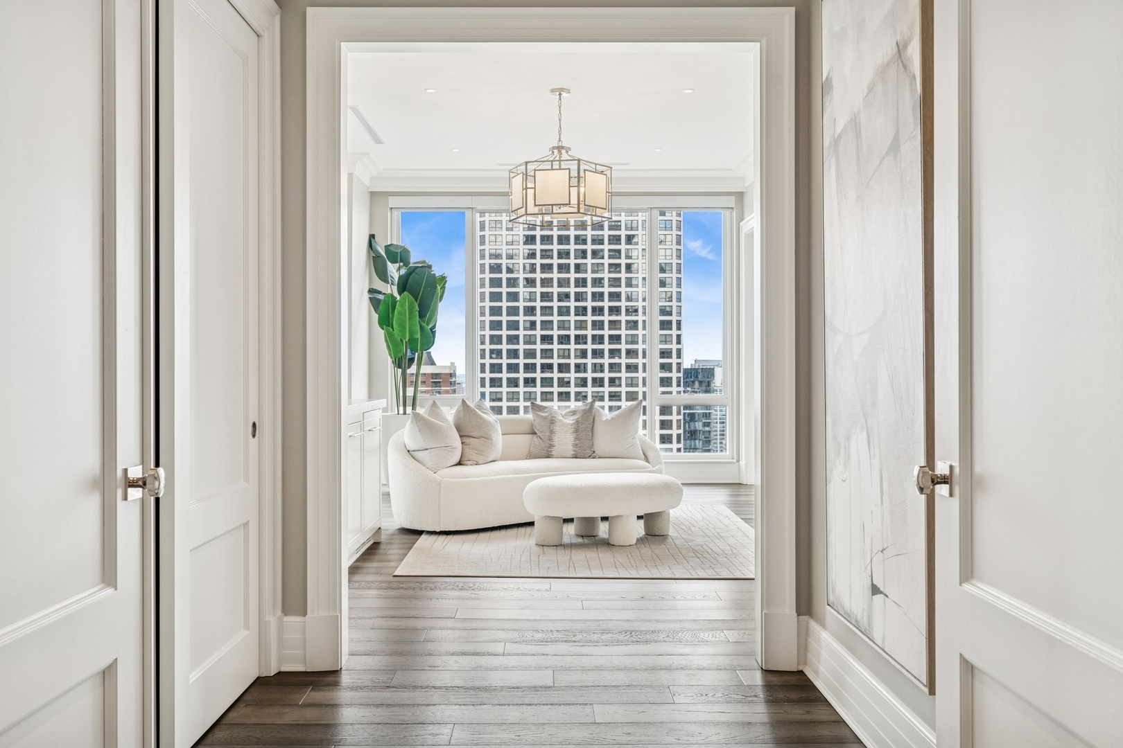 9 W Walton Street Unit: 2802