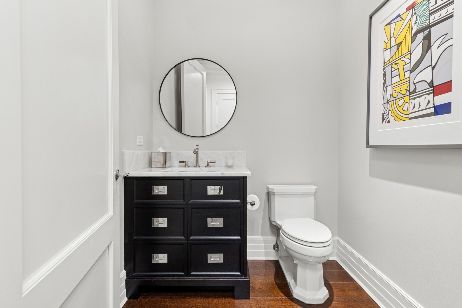 9 W Walton Street Unit: 601