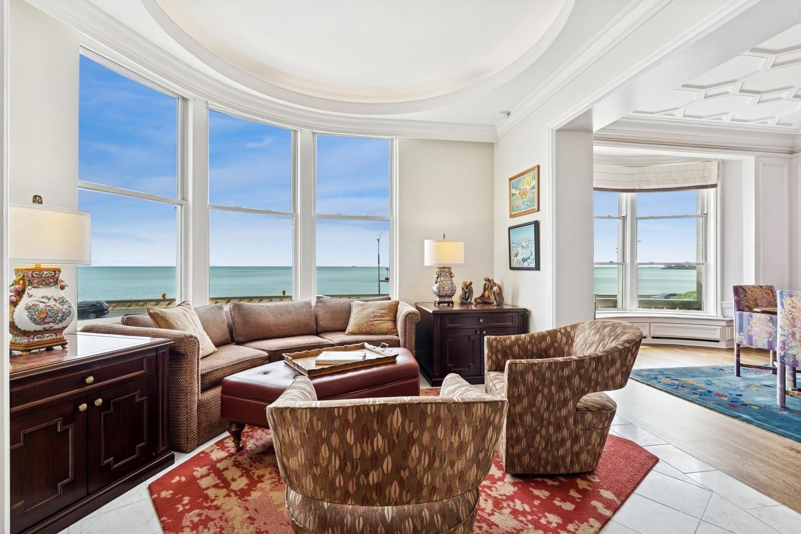 999 N Lake Shore Drive Unit: 2B