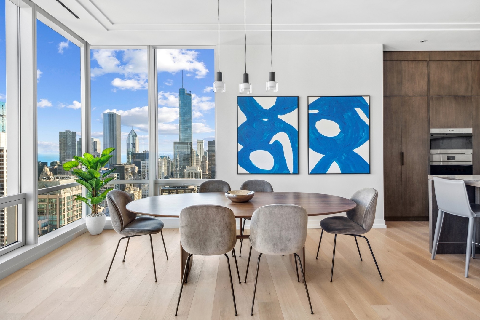 14 W Superior Street Unit: 5001