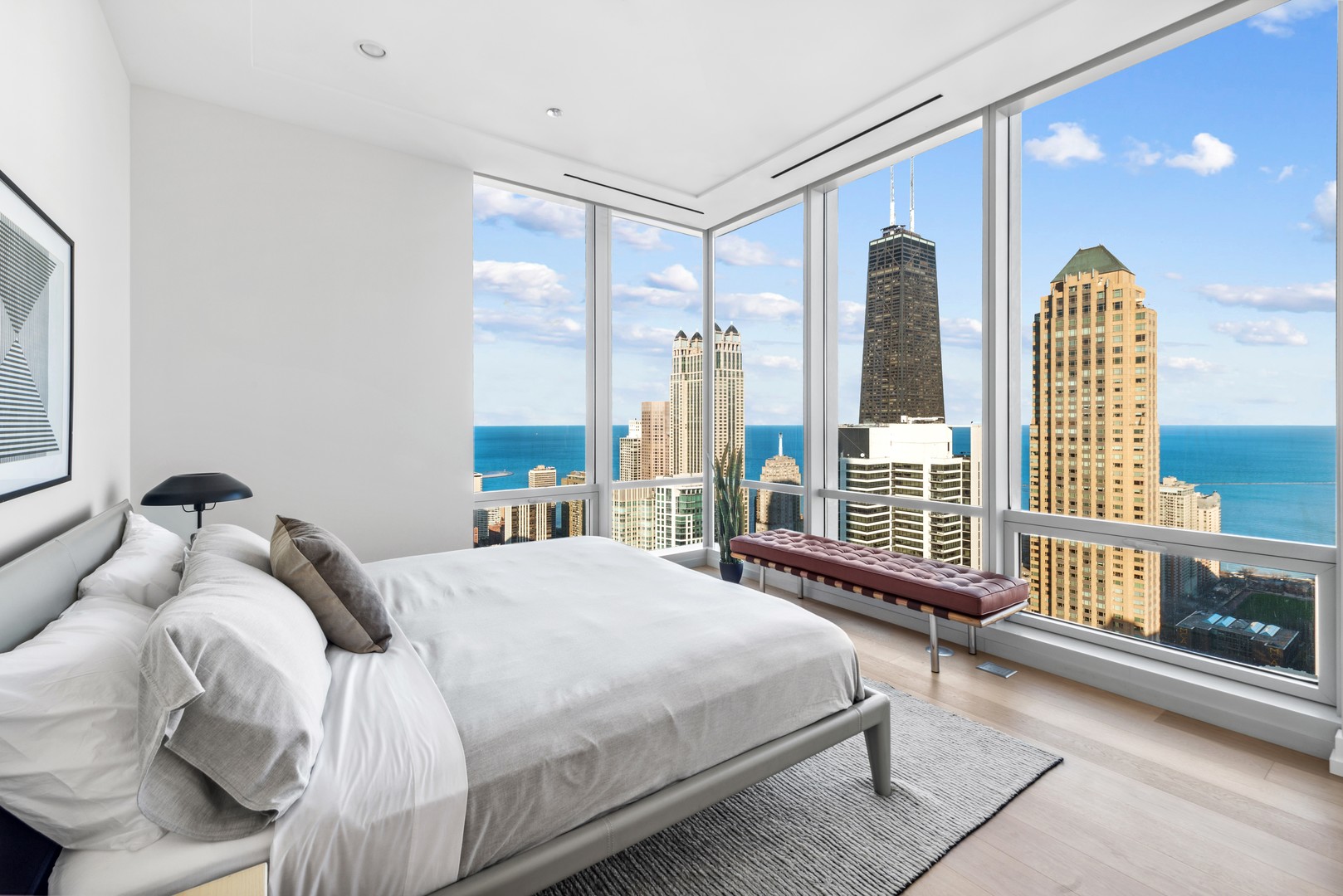 14 W Superior Street Unit: 5001