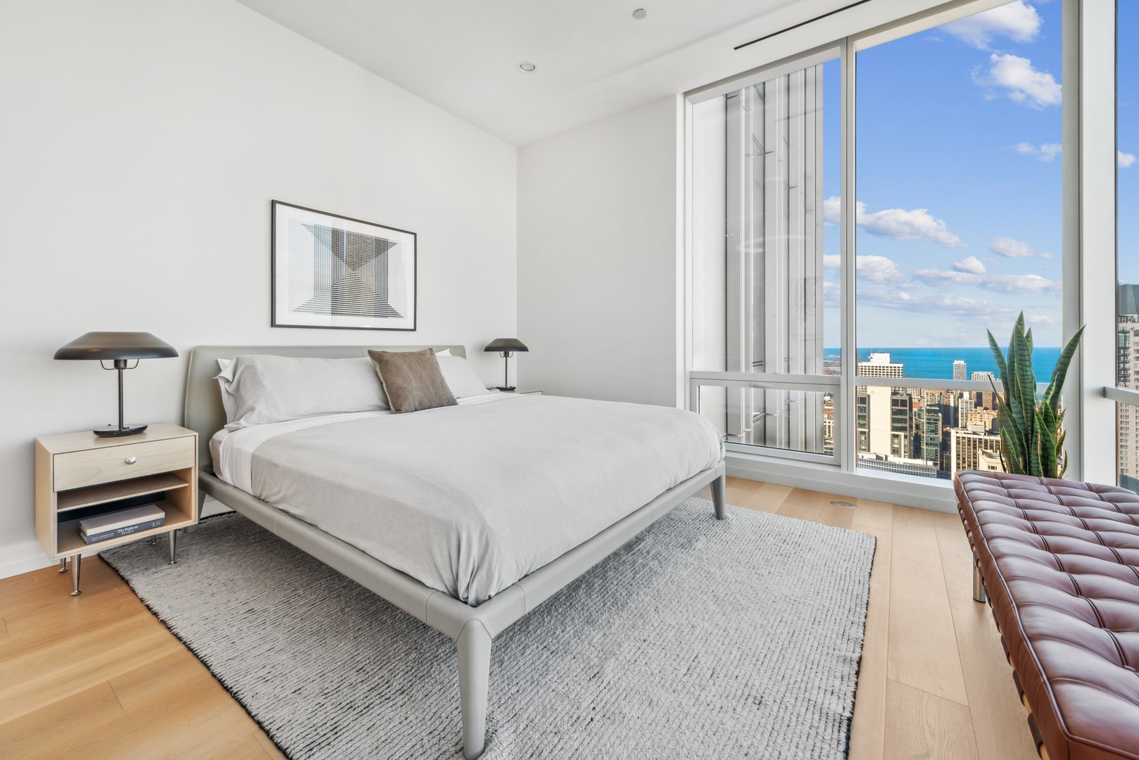 14 W Superior Street Unit: 5001