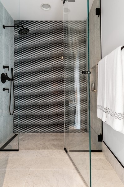 132 E Delaware Place Unit: 6502
