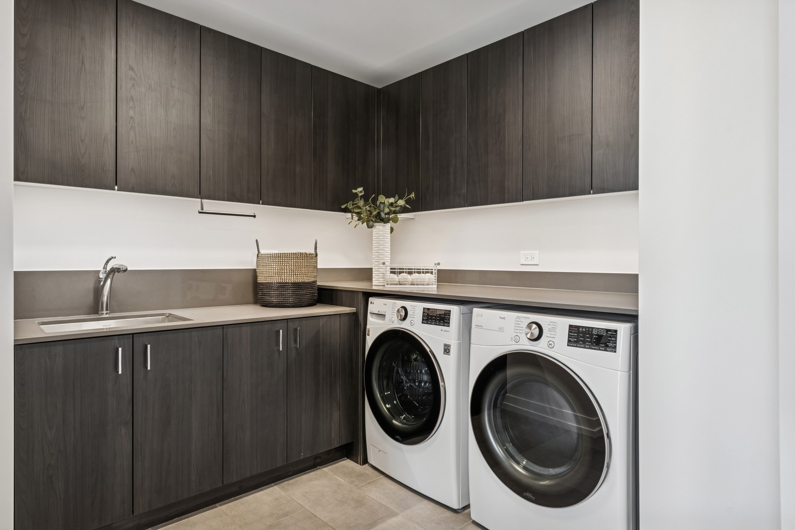 14 W Superior Street Unit: 6601