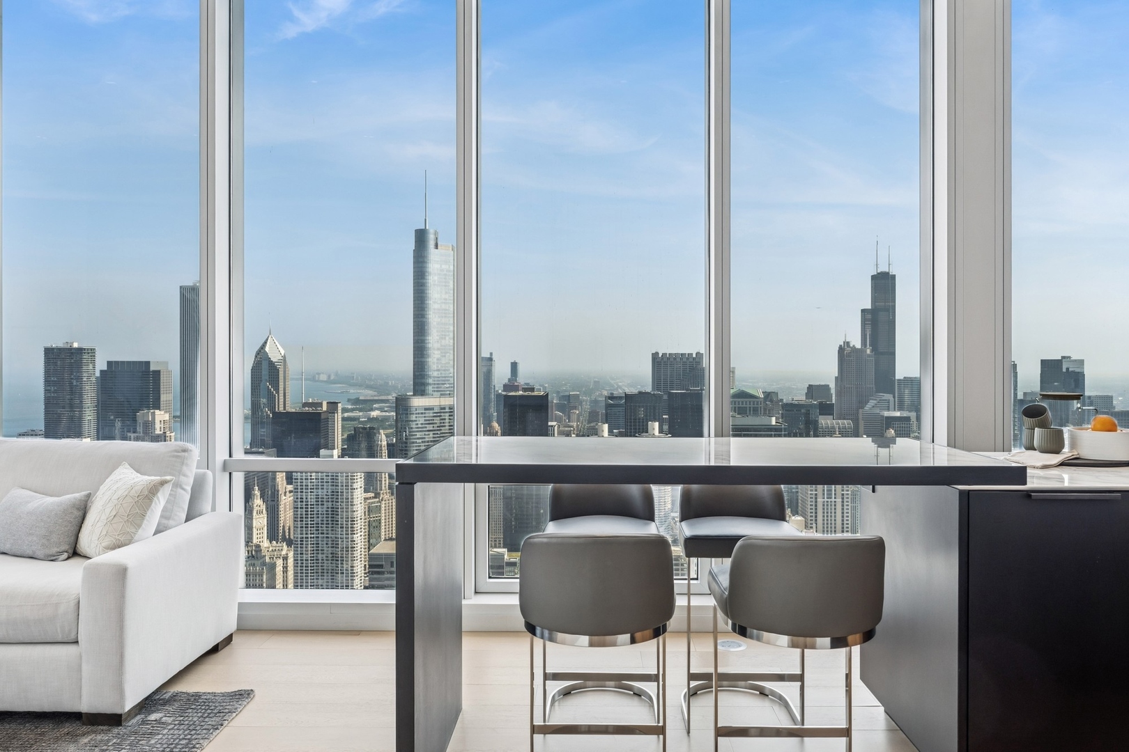 14 W Superior Street Unit: 6601