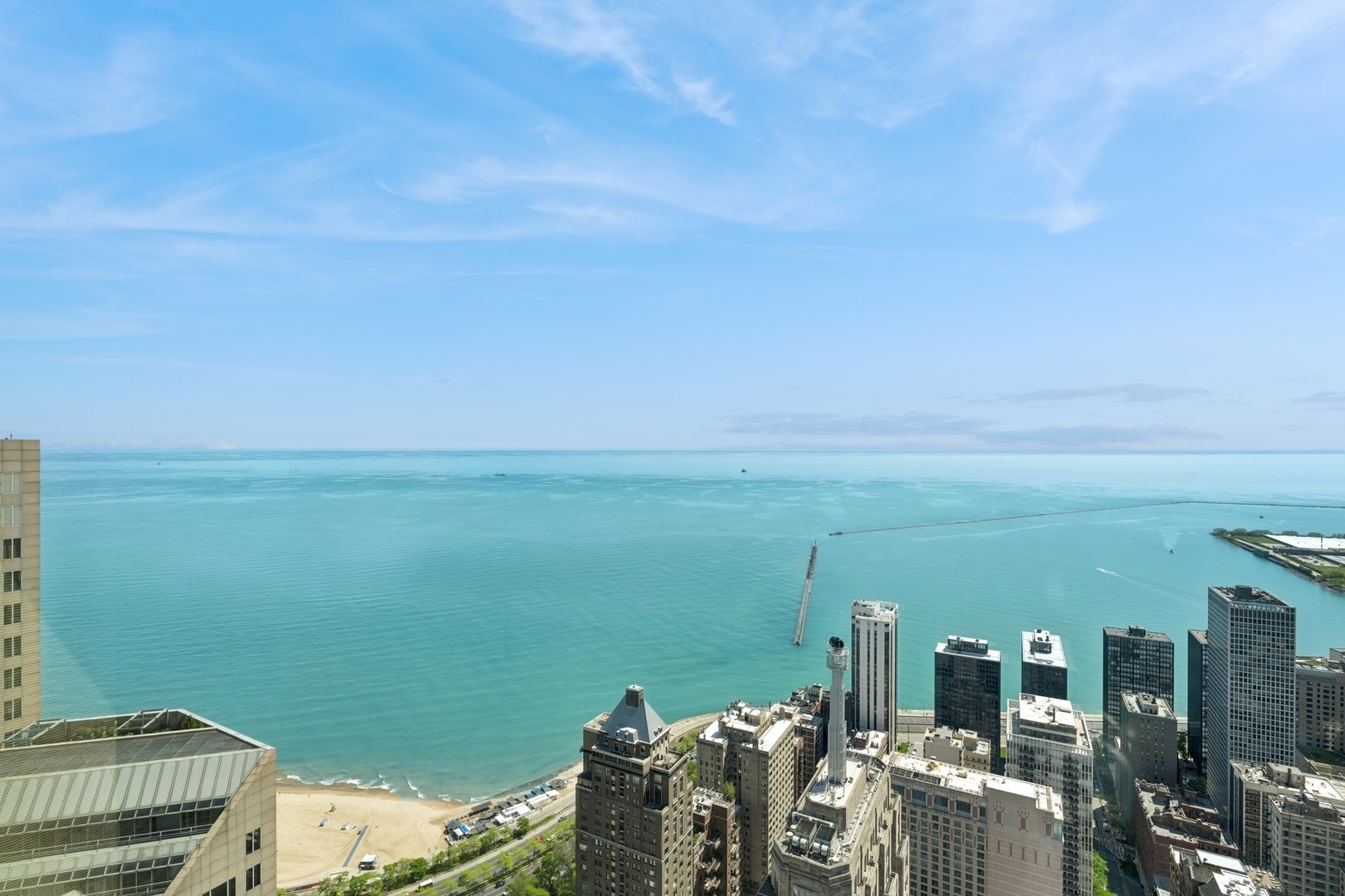 132 E Delaware Place Unit: 5504