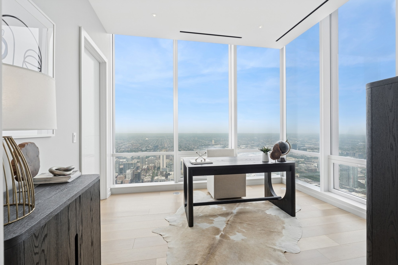 14 W Superior Street Unit: 6602