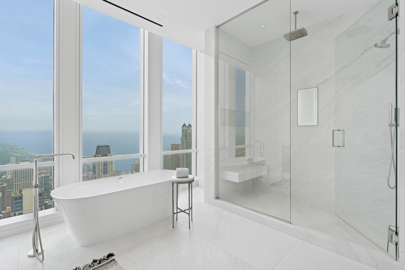 14 W Superior Street Unit: 6602