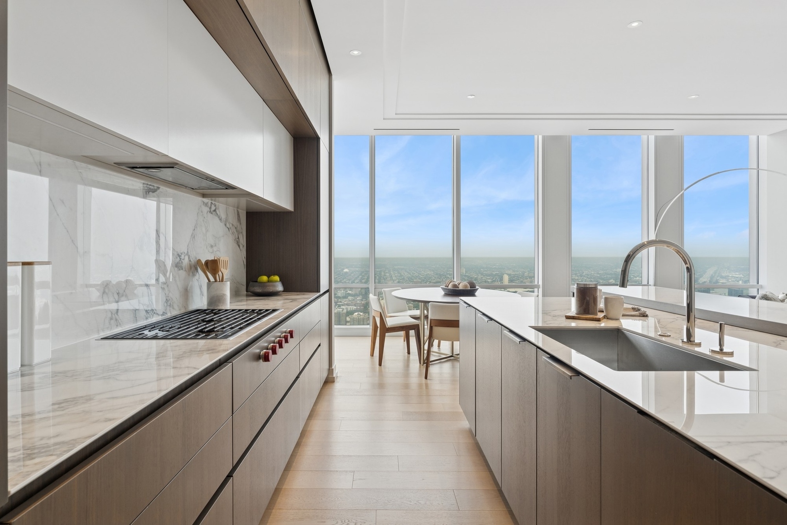 14 W Superior Street Unit: 6602