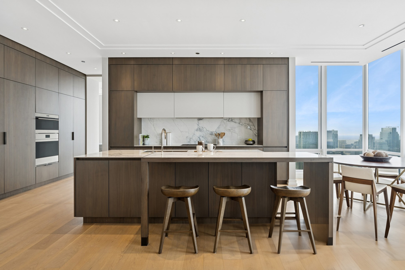 14 W Superior Street Unit: 6602