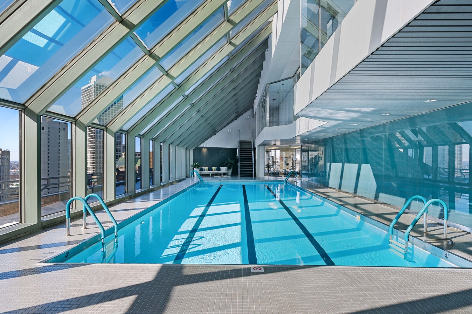 950 N Michigan Avenue Unit: 4306
