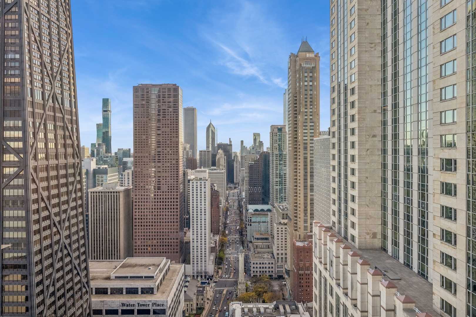 950 N Michigan Avenue Unit: 4306