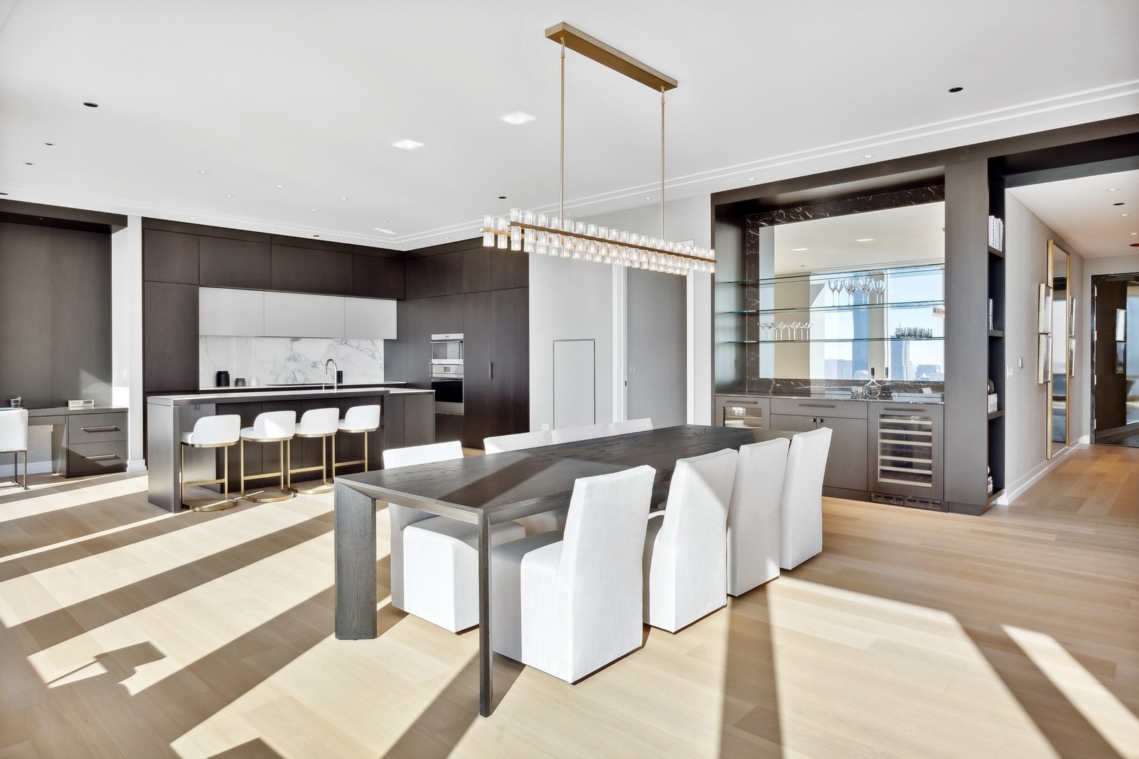 14 W Superior Street Unit: 6401