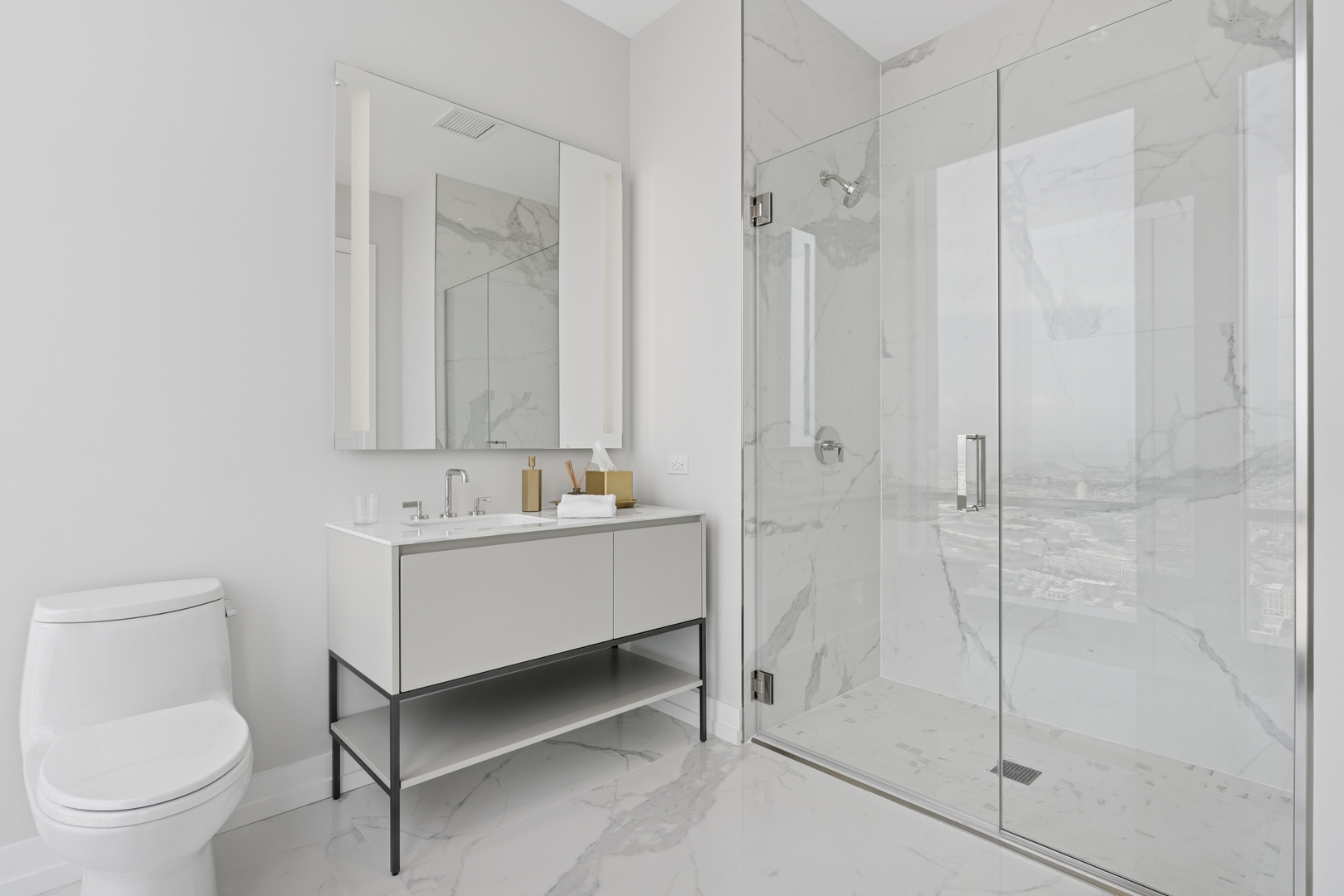 14 W Superior Street Unit: 6402