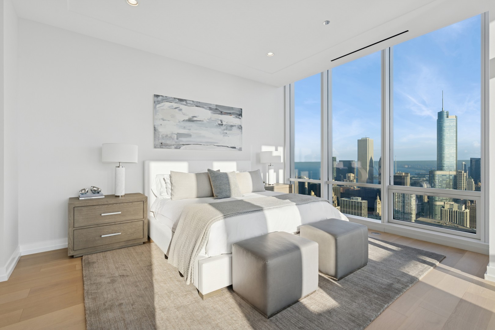 14 W Superior Street Unit: 6402