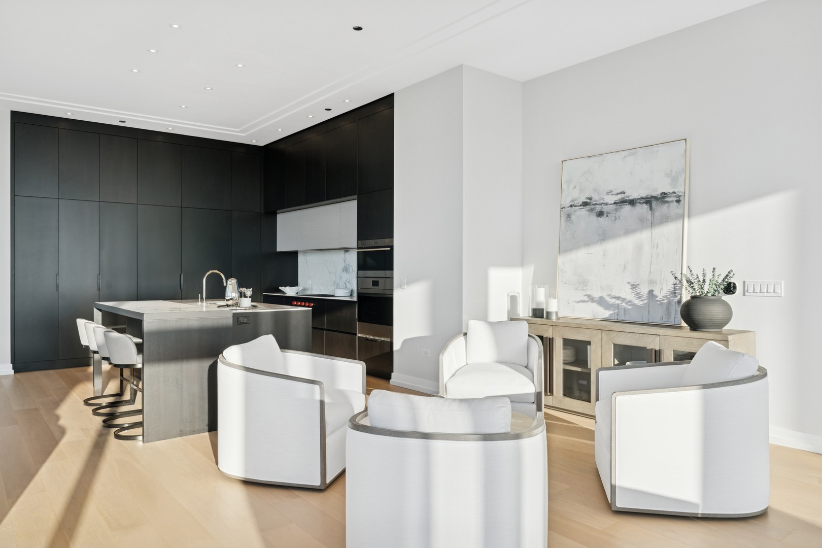 14 W Superior Street Unit: 6402