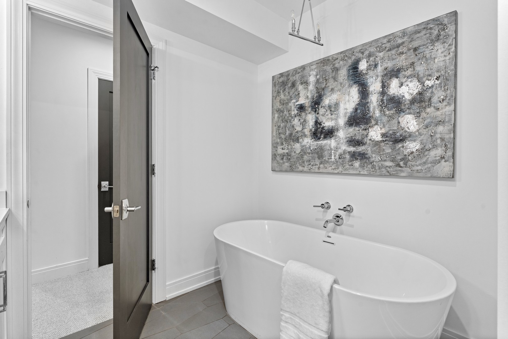 1630 W WARREN Boulevard Unit: 1