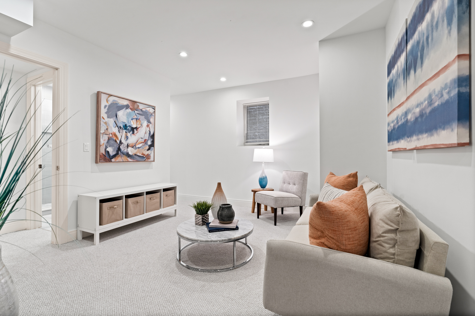 1630 W WARREN Boulevard Unit: 1
