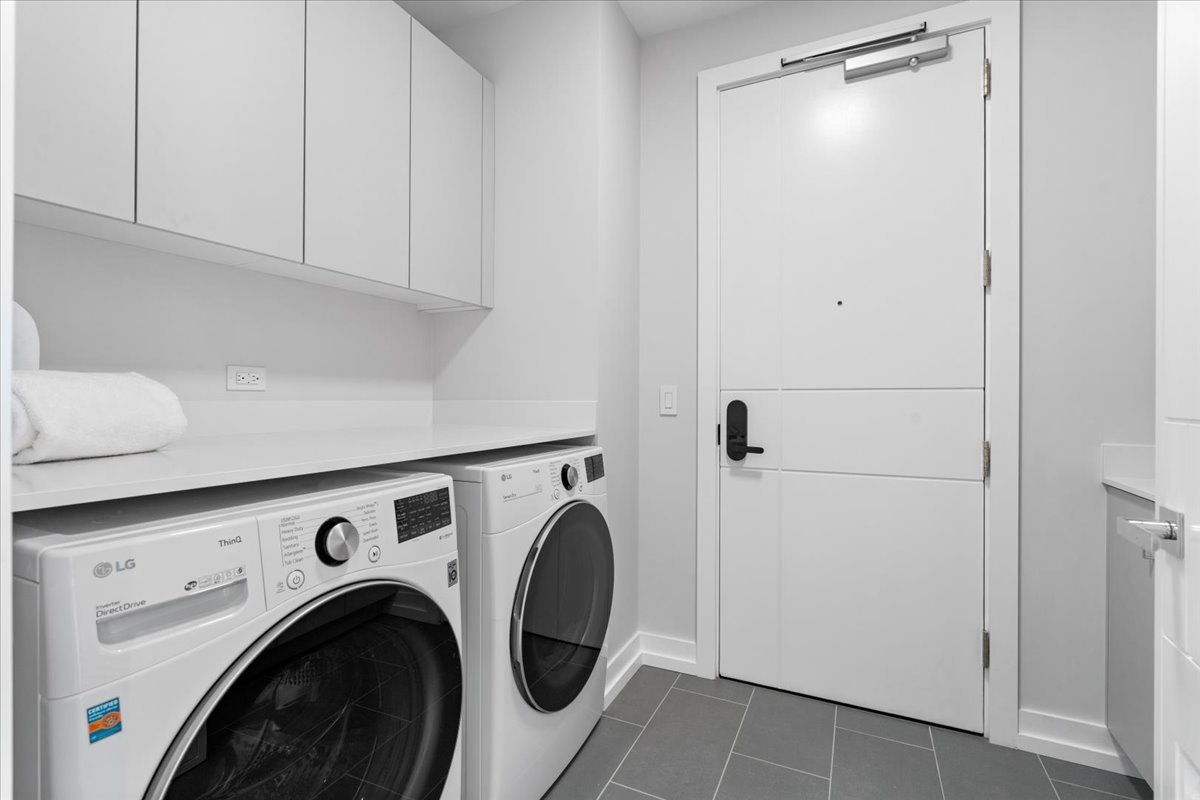 14 W Superior Street Unit: 5003