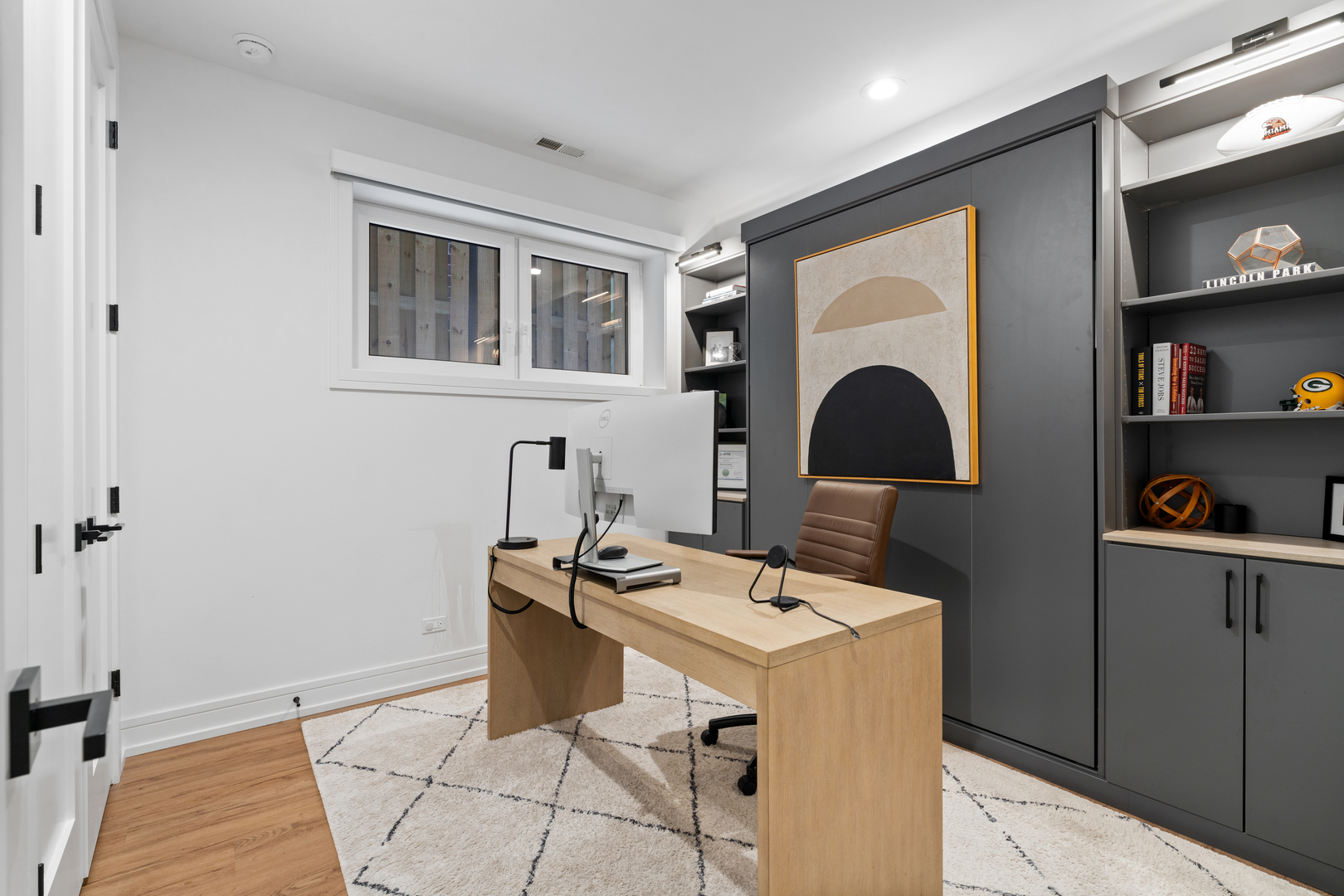 2640 N Bosworth Avenue Unit: 1S