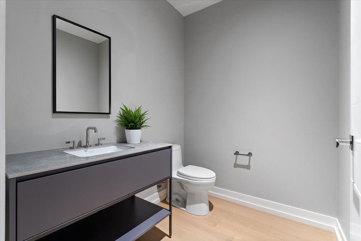 14 W Superior Street Unit: 6002