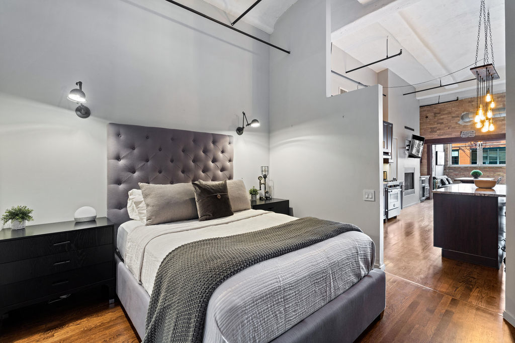 1000 W Washington Boulevard Unit: 420
