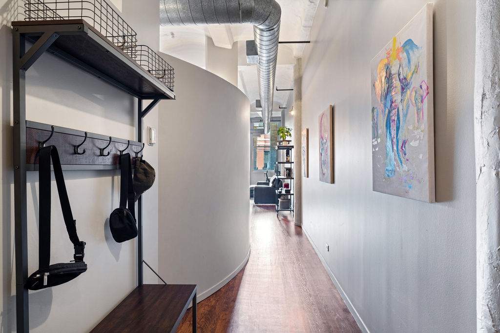 1000 W Washington Boulevard Unit: 420