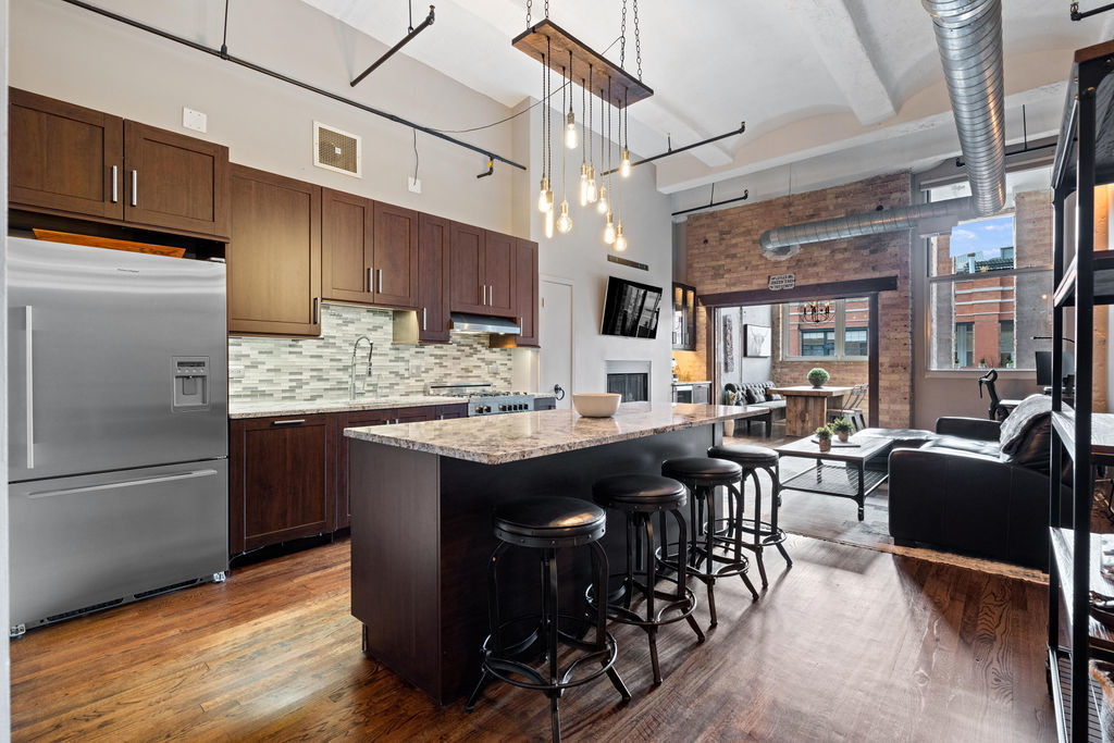 1000 W Washington Boulevard Unit: 420