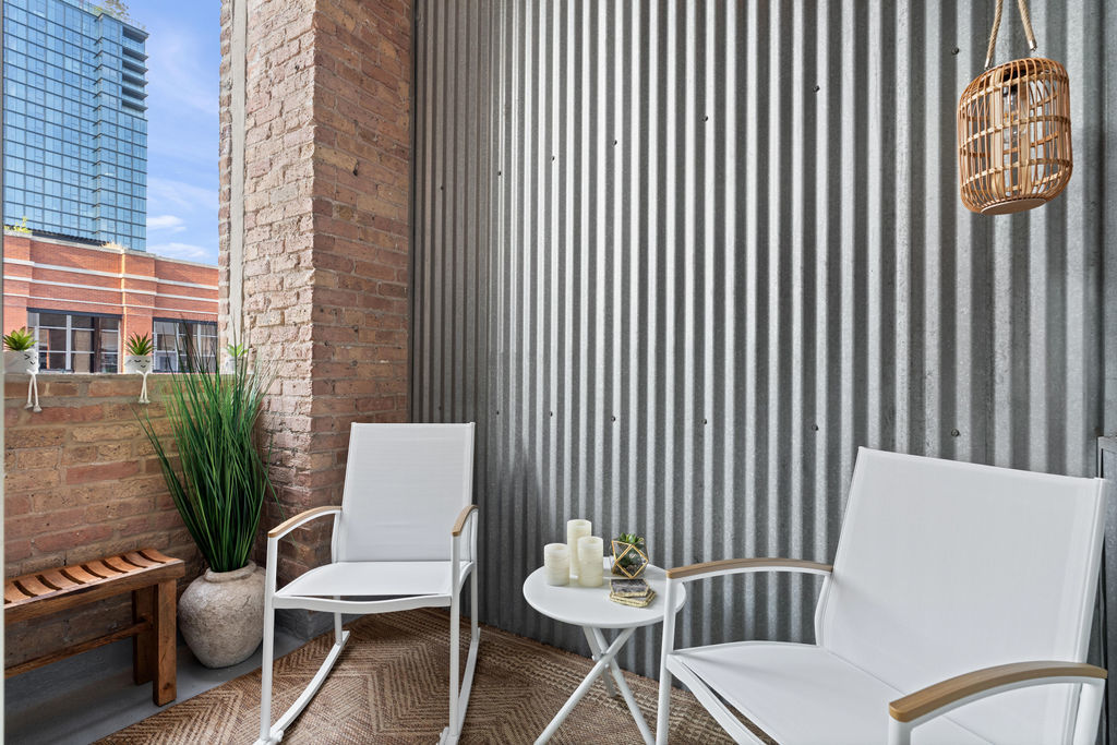 1000 W Washington Boulevard Unit: 420