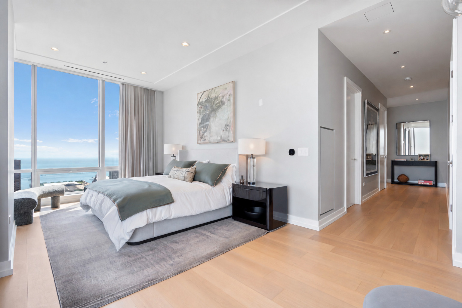 14 W Superior Street Unit: 6201