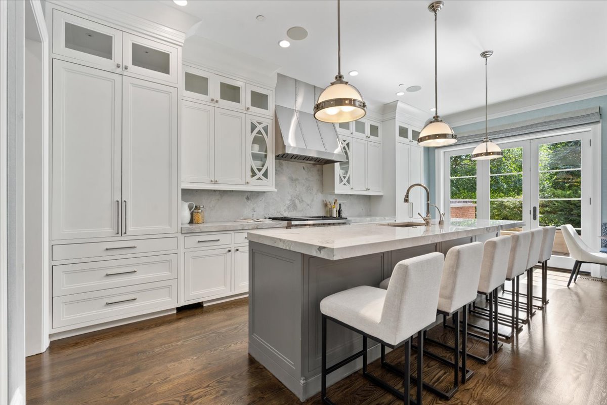 451 W Deming Place