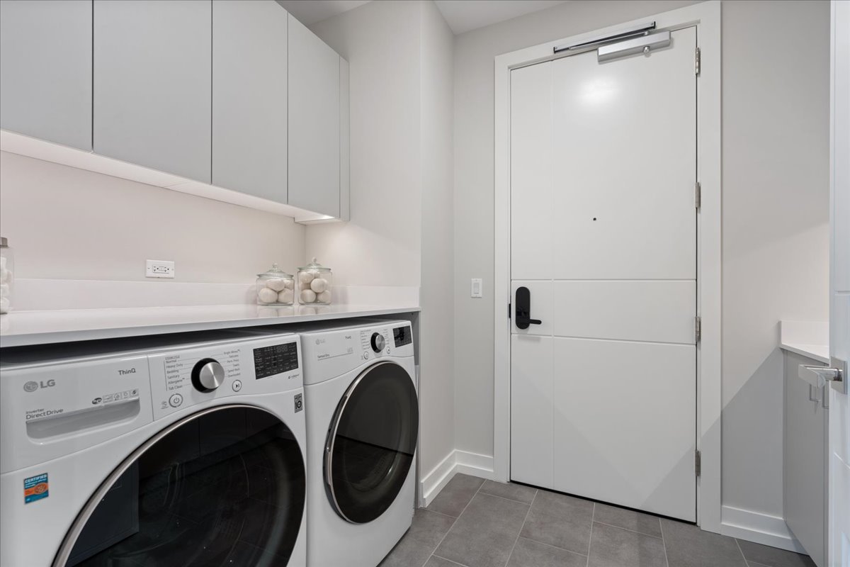 14 W Superior Street Unit: 5103