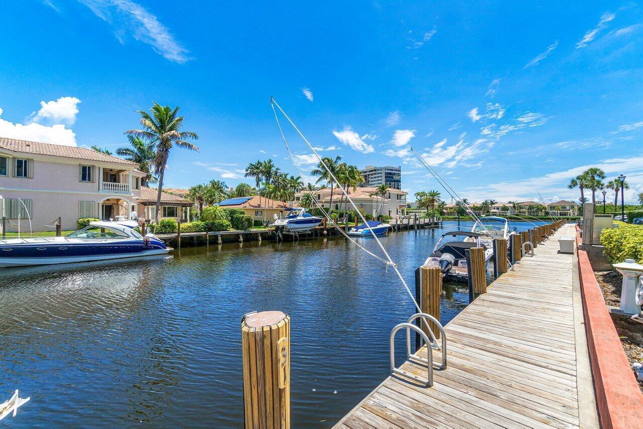 899 Jeffery Street 3050