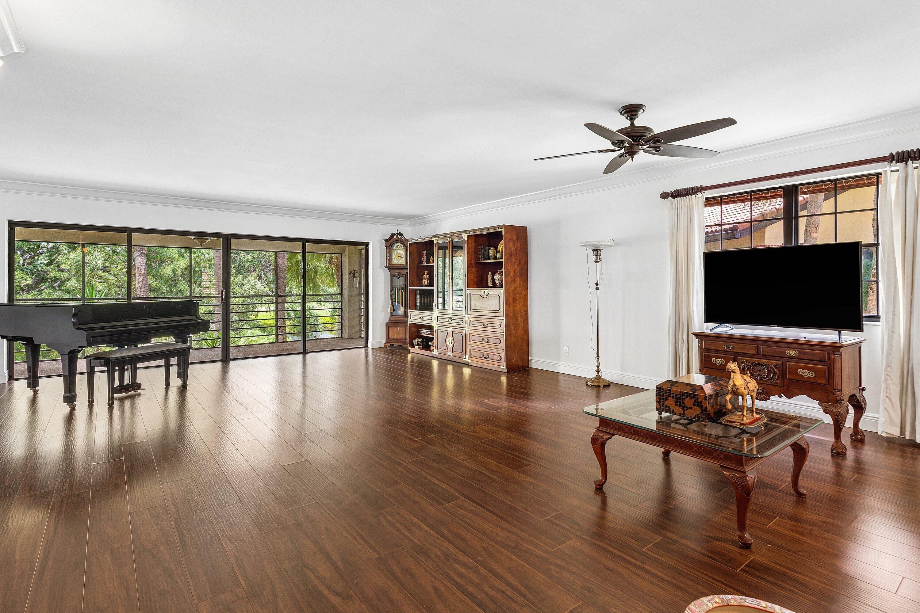 6462 Aspen Glen Circle