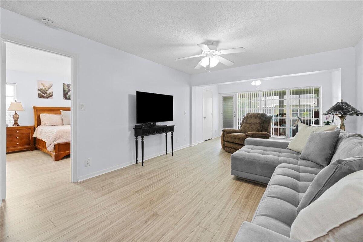 1031 Citrus Way 102-a