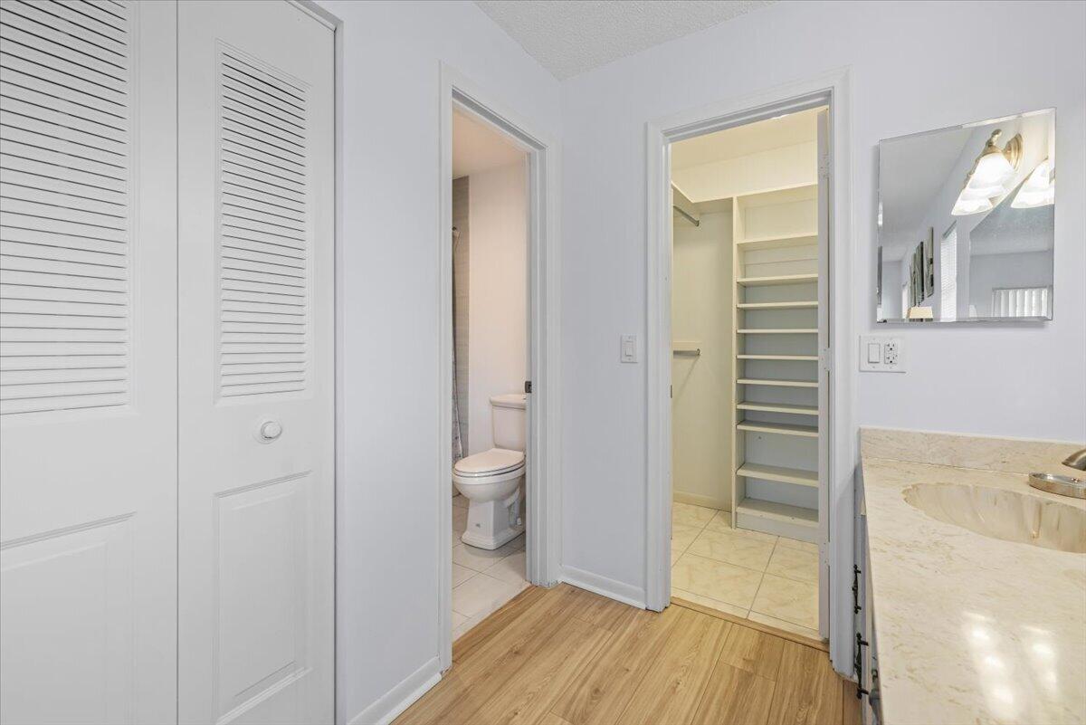 1031 Citrus Way 102-a