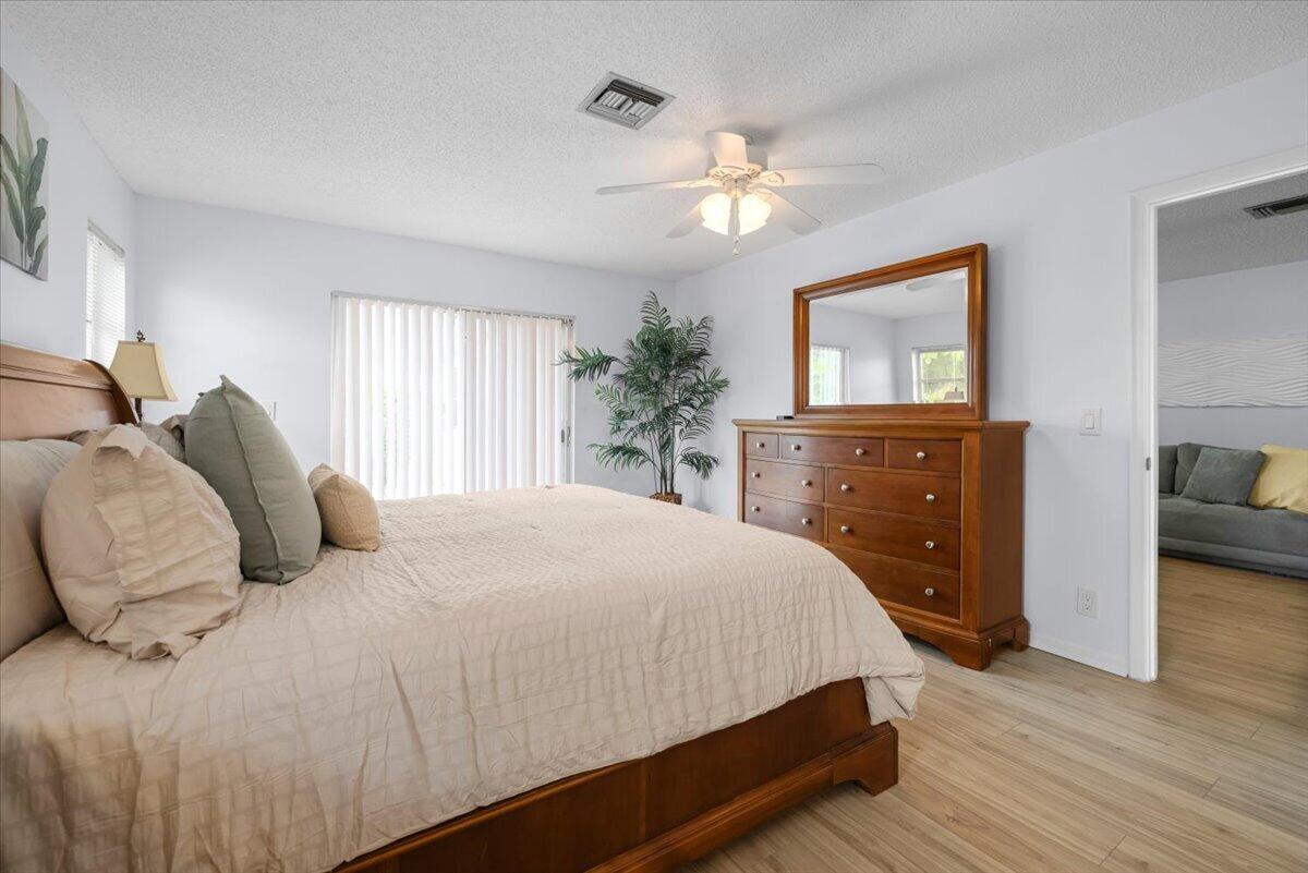 1031 Citrus Way 102-a