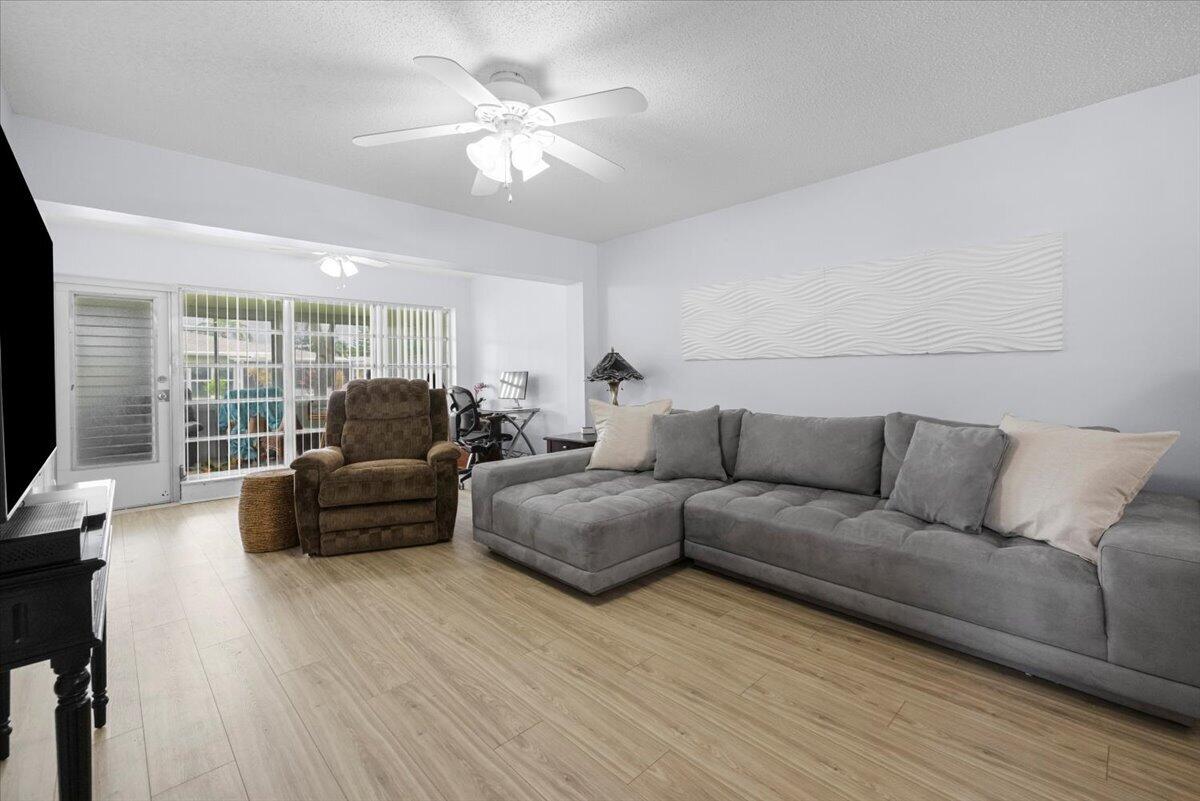 1031 Citrus Way 102-a