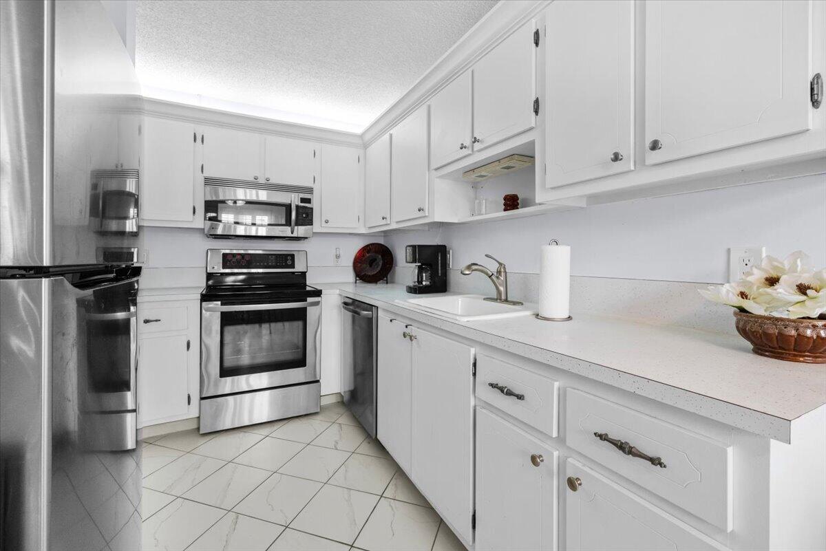 1031 Citrus Way 102-a