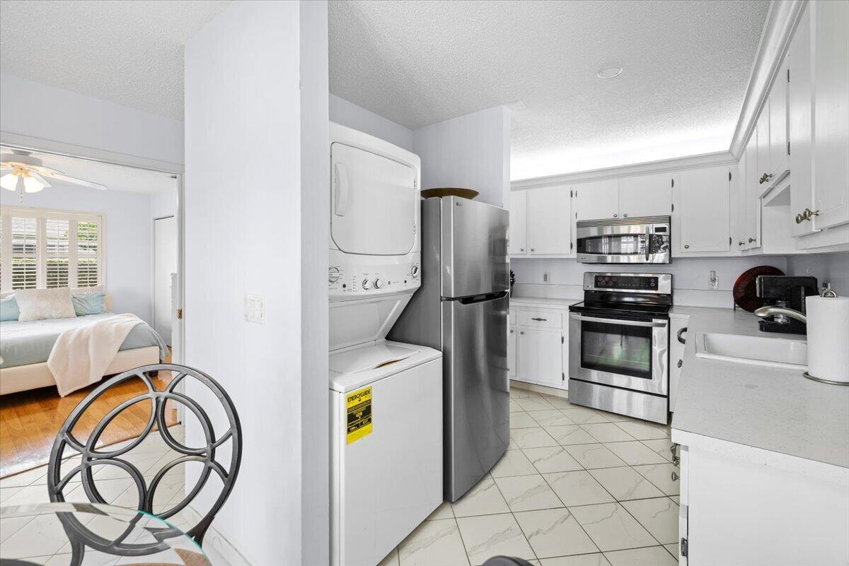 1031 Citrus Way 102-a