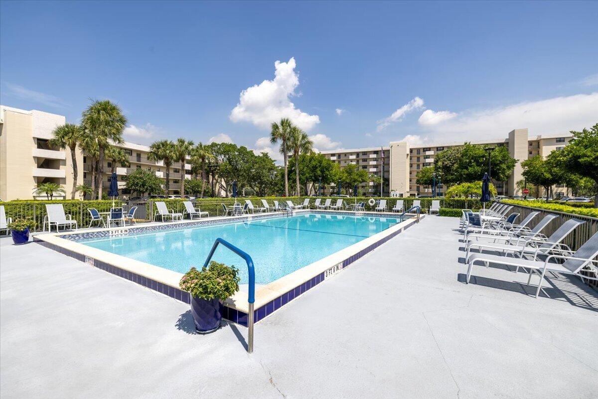2430 DEER CREEK COUNTRY CLUB Boulevard 506
