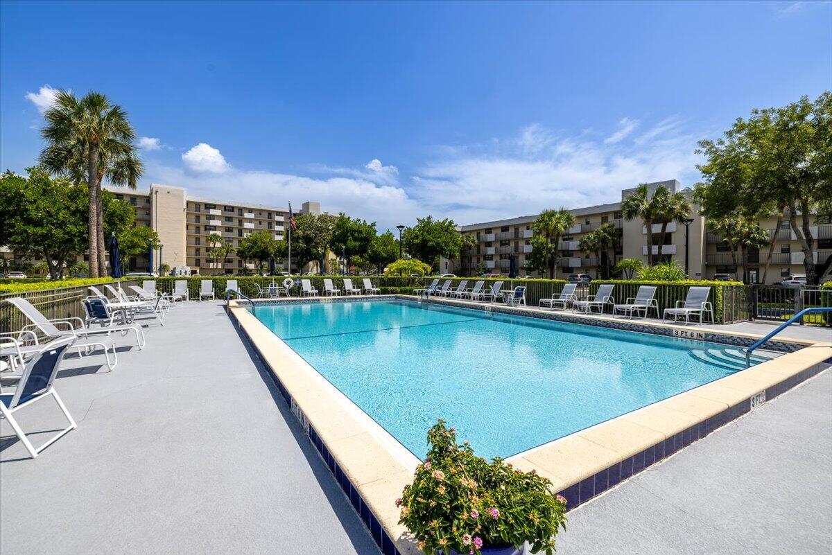 2430 DEER CREEK COUNTRY CLUB Boulevard 506