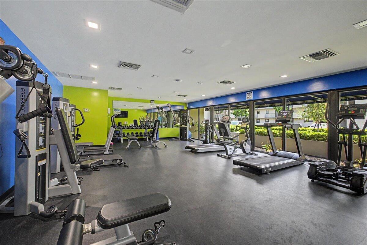 2430 DEER CREEK COUNTRY CLUB Boulevard 506
