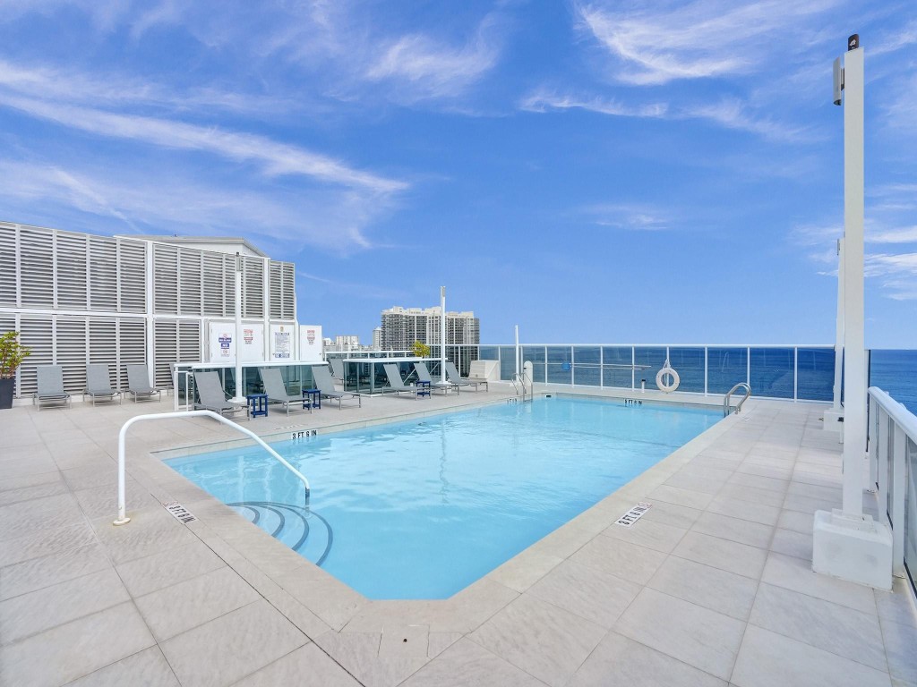 2841 N Ocean Blvd 1804